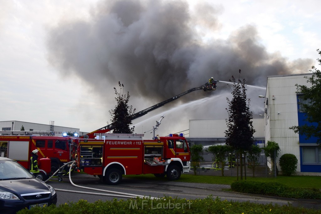 Grossbrand Halle Troisdorf Kriegsdorf Junkersring P107.JPG - Miklos Laubert